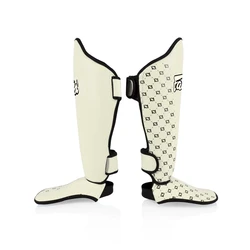 מגני רגליים לאיגרוף צבע לבן fairtex SP5