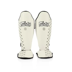 מגני רגליים לאיגרוף צבע לבן fairtex SP5