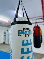 שק אגרוף עם מיתוג משלכם!