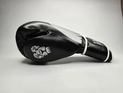 כפפות אגרוף LION שחור עור מלא