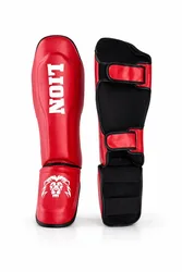 מגן רגל קשיח LION צבע אדום